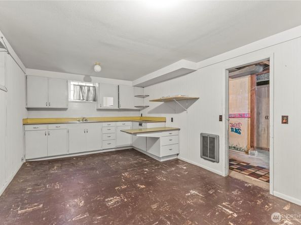 1534 Madrona Point Drive, Bremerton WA 98312