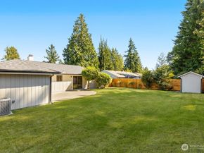 18733 50th Avenue NE, Lake Forest Park WA 98155