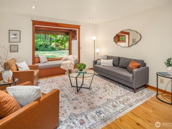 17804 Thorsen Road SW, Vashon WA 98070