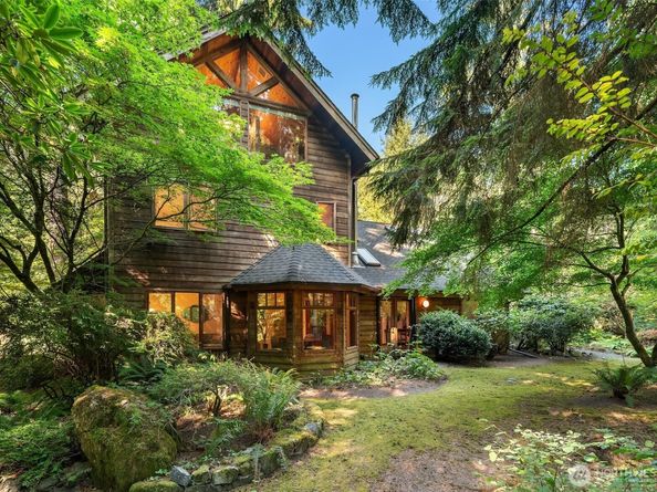 17804 Thorsen Road SW, Vashon WA 98070