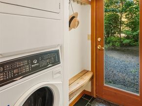 17804 Thorsen Road SW, Vashon WA 98070