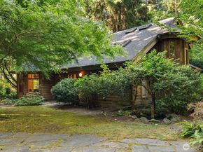 17804 Thorsen Road SW, Vashon WA 98070