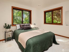 17804 Thorsen Road SW, Vashon WA 98070