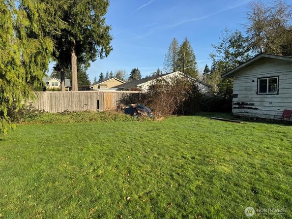 19415 143rd Place SE, Renton WA 98058