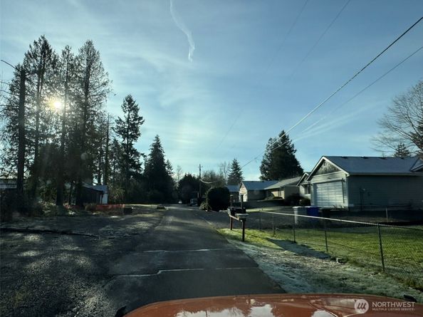 19415 143rd Place SE, Renton WA 98058