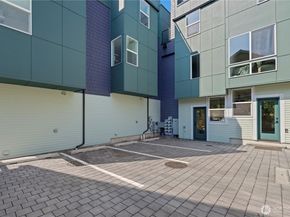 3852 Carr Place N, Seattle WA 98103