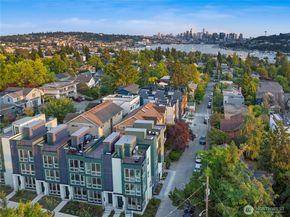 3852 Carr Place N, Seattle WA 98103