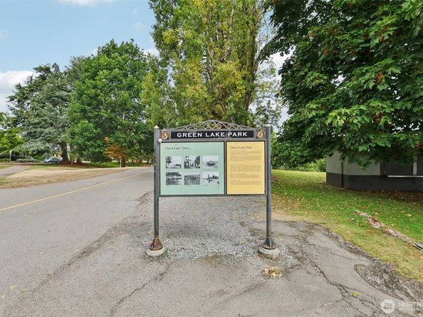 8258 Interlake Avenue N, Seattle WA 98103