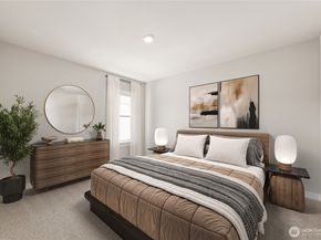 10482 135th Avenue NE 42, Kirkland WA 98033