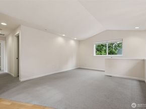 17451 SE 192nd Drive, Renton WA 98058