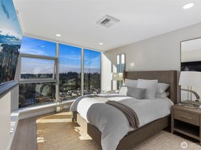 188 Bellevue Way NE 1806, Bellevue WA 98004