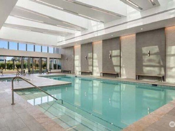 188 Bellevue Way NE 1806, Bellevue WA 98004