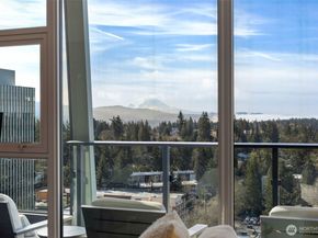 188 Bellevue Way NE 1806, Bellevue WA 98004