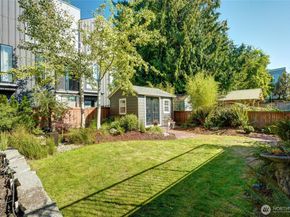 8034 17th Ave NW, Seattle WA 98117