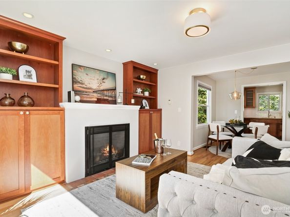 8034 17th Ave NW, Seattle WA 98117