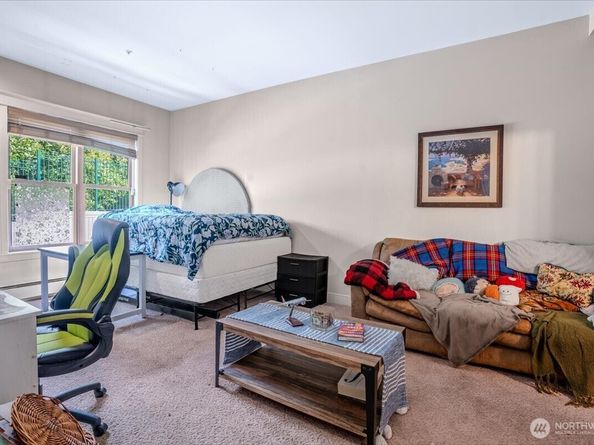 2920 Eastlake Avenue E 403, Seattle WA 98102