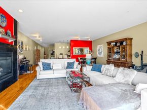 2920 Eastlake Avenue E 403, Seattle WA 98102