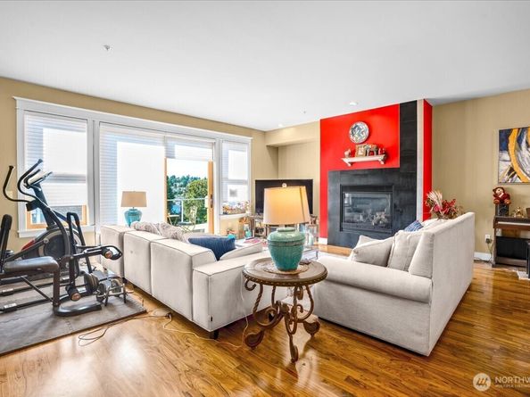 2920 Eastlake Avenue E 403, Seattle WA 98102