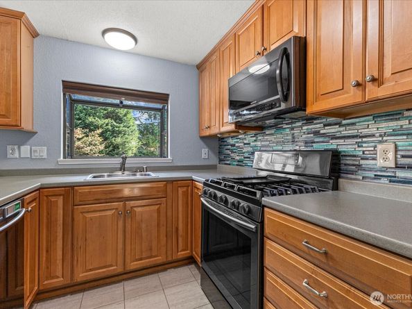 18411 22nd Drive SE, Bothell WA 98012