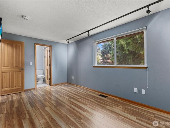 18411 22nd Drive SE, Bothell WA 98012
