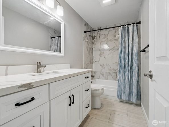 14717 NE 44th Pl R7, Bellevue WA 98007