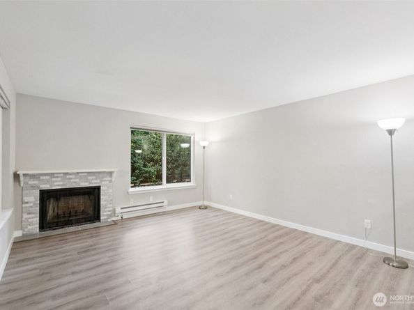 14717 NE 44th Pl R7, Bellevue WA 98007