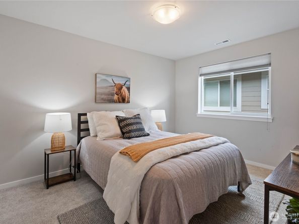 27003 101st Court SE, Kent WA 98030