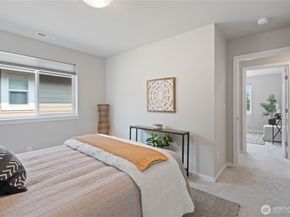 27003 101st Court SE, Kent WA 98030
