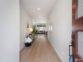 27003 101st Court SE, Kent WA 98030