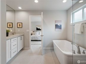27003 101st Court SE, Kent WA 98030