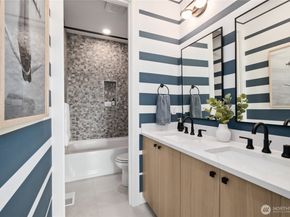 13721 SE 85th Street, Newcastle WA 98059