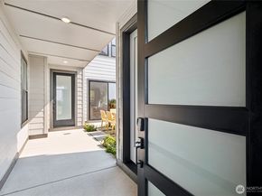 13721 SE 85th Street, Newcastle WA 98059