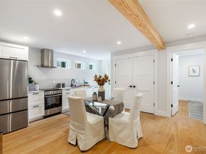 2511 2nd Avenue W, Seattle WA 98119