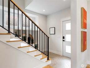 2511 2nd Avenue W, Seattle WA 98119