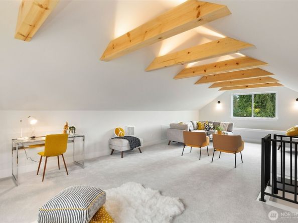 2511 2nd Avenue W, Seattle WA 98119