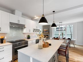 2511 2nd Avenue W, Seattle WA 98119