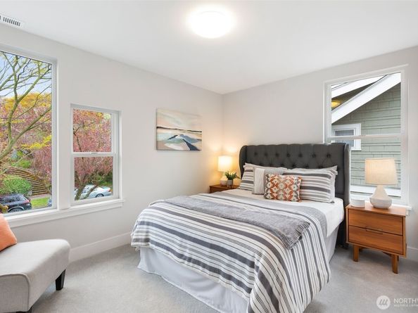 2511 2nd Avenue W, Seattle WA 98119