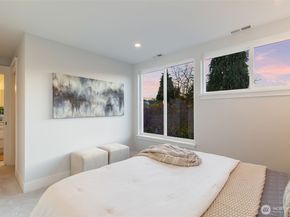 2511 2nd Avenue W, Seattle WA 98119