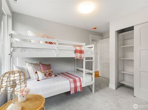 2511 2nd Avenue W, Seattle WA 98119