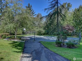 12109 NE 171st Place B103, Bothell WA 98011