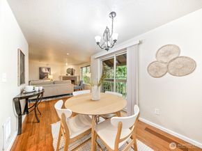 20120 66th Place W E3, Lynnwood WA 98036