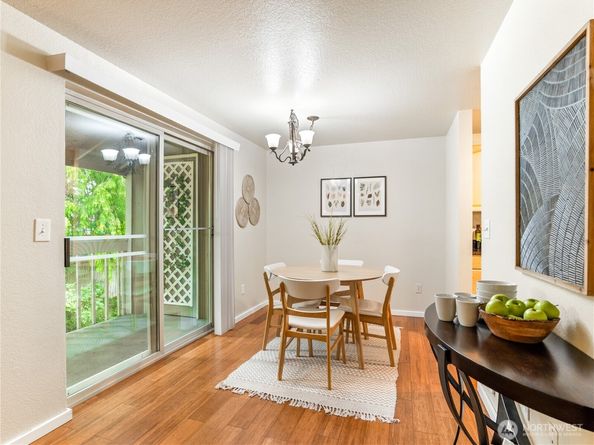 20120 66th Place W E3, Lynnwood WA 98036