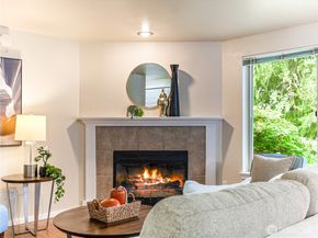 20120 66th Place W E3, Lynnwood WA 98036
