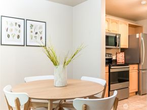 20120 66th Place W E3, Lynnwood WA 98036