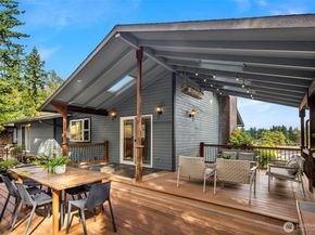 17605 NE 15th Place, Bellevue WA 98008