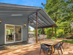 17605 NE 15th Place, Bellevue WA 98008