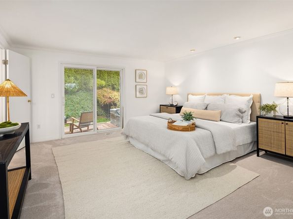 17605 NE 15th Place, Bellevue WA 98008