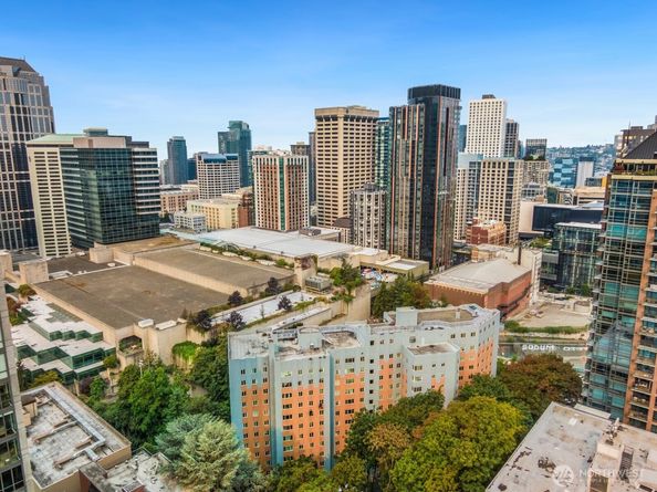 1400 Hubbell Place 301, Seattle WA 98101
