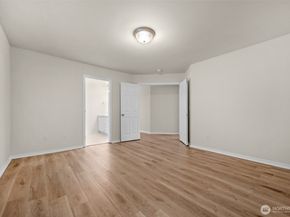 13630 NE 203rd Street, Woodinville WA 98072