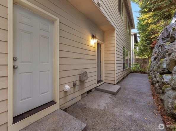 13630 NE 203rd Street, Woodinville WA 98072